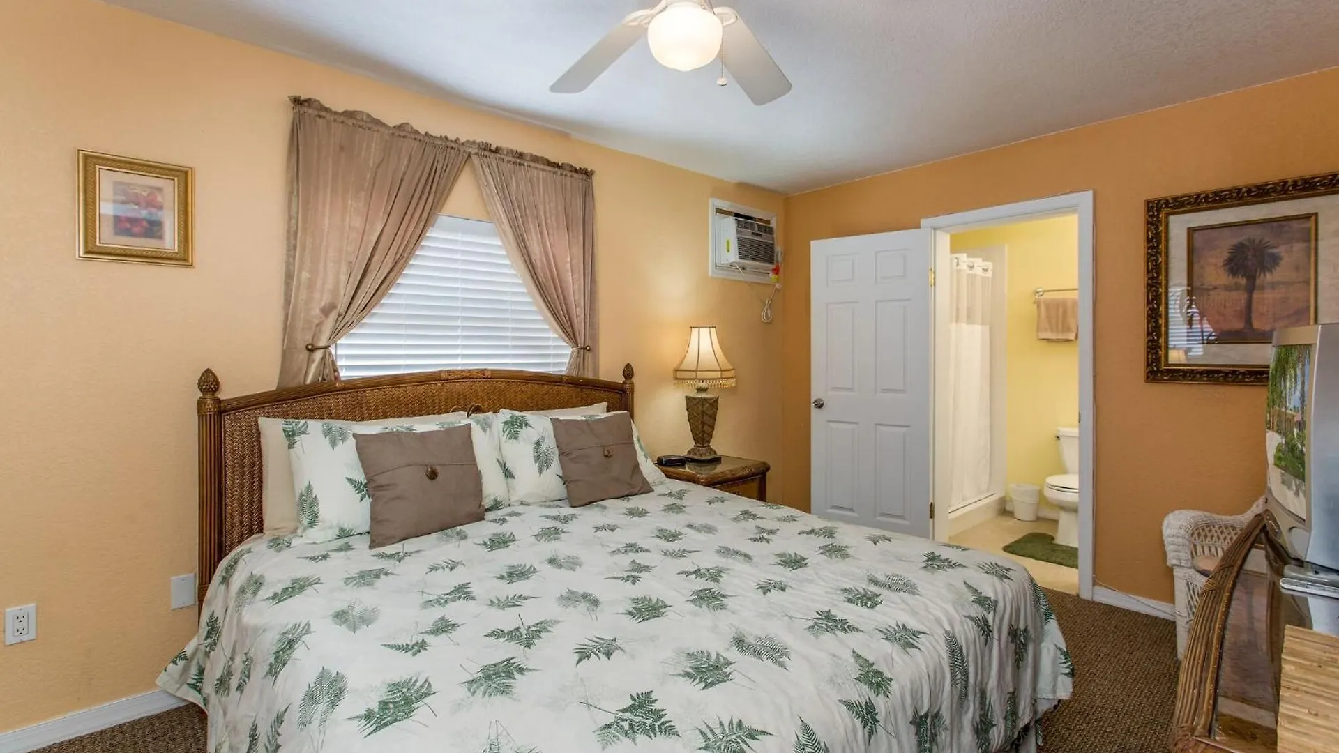 Coconut Breeze III - Monthly Beach Rental Clearwater Beach