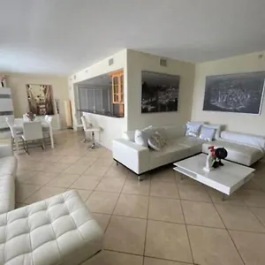 Oceanview Large Dream With 2bd/2b In Clearwater Apartment